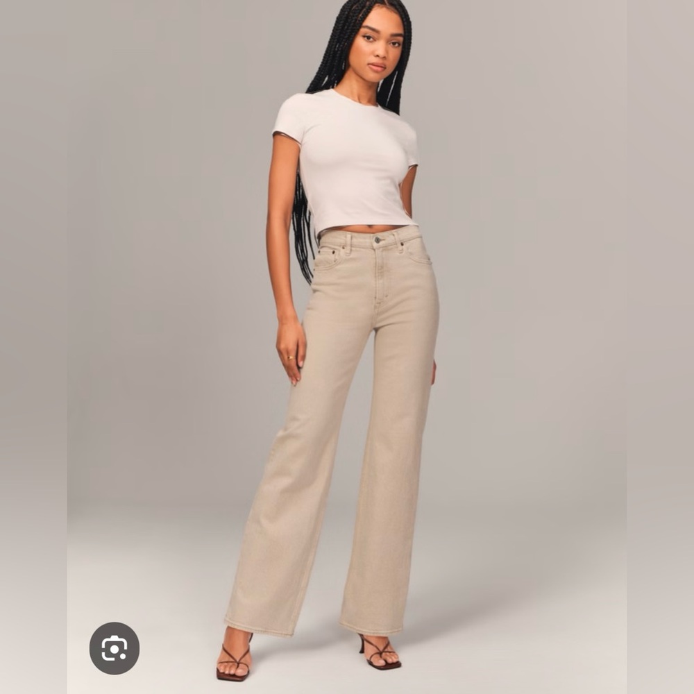 Abercrombie High Rise 90s Relaxed Jean 25 Short (25S) Oat